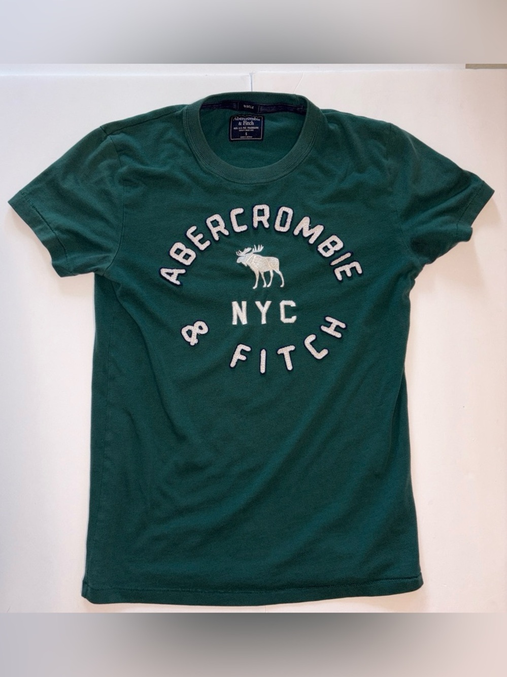 Abercrombie & Fitch Green Crewneck Logo Patch Tee